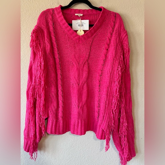 JODIFL Sweaters - Jodifl Oversized Knit Fringe Sweater Fuchsia NWT Size S